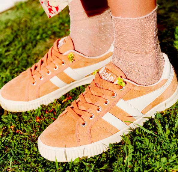 Best Tips On How To Wear The Most Comfortable Sneakers With Other Outfits For Girls Best Tips On How To Wear The Most Comfortable Sneakers With Other Outfits For Girls